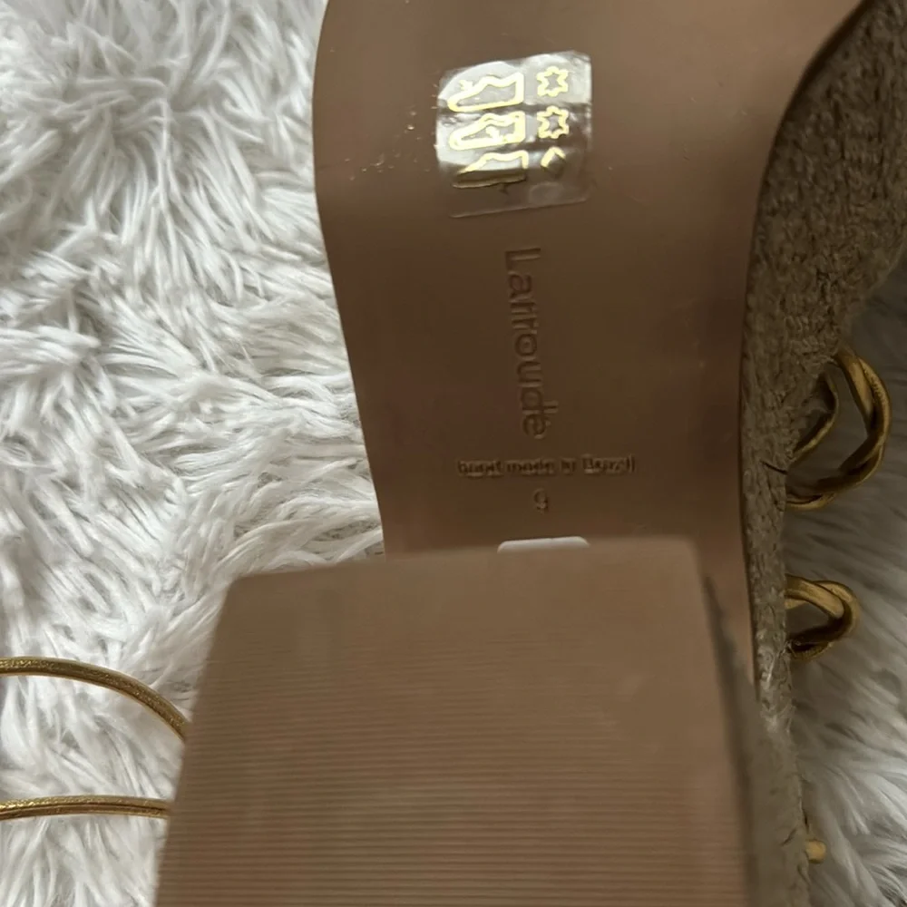 Larroude Coco Platform Sandal In Raffia and Gold Metallic Leather